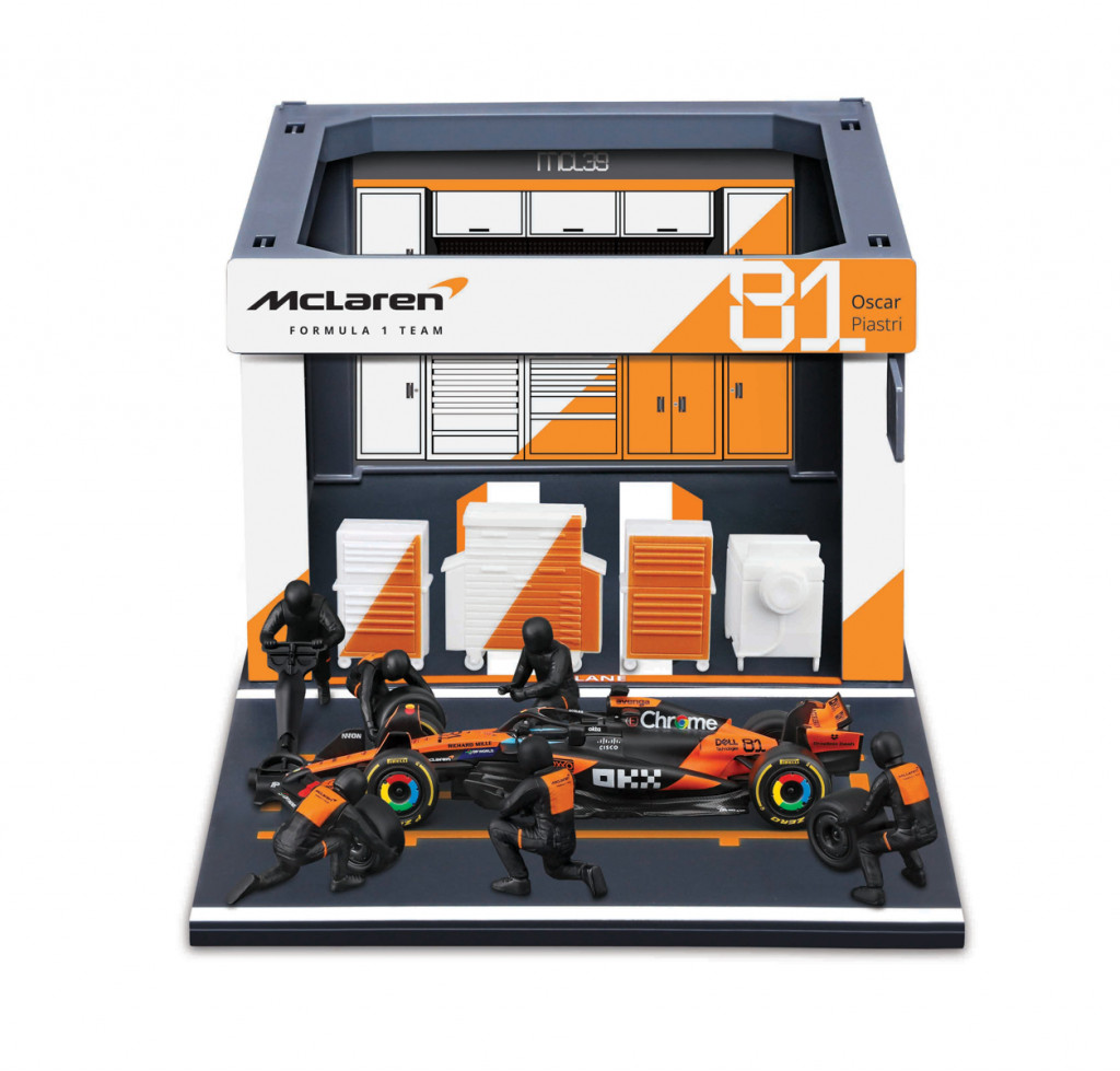 Bburago Bburago - Formula Racing F1 Pit Pass set - McLaren Team MCL39 (2025), #81 Oscar Piastri, 1:43
