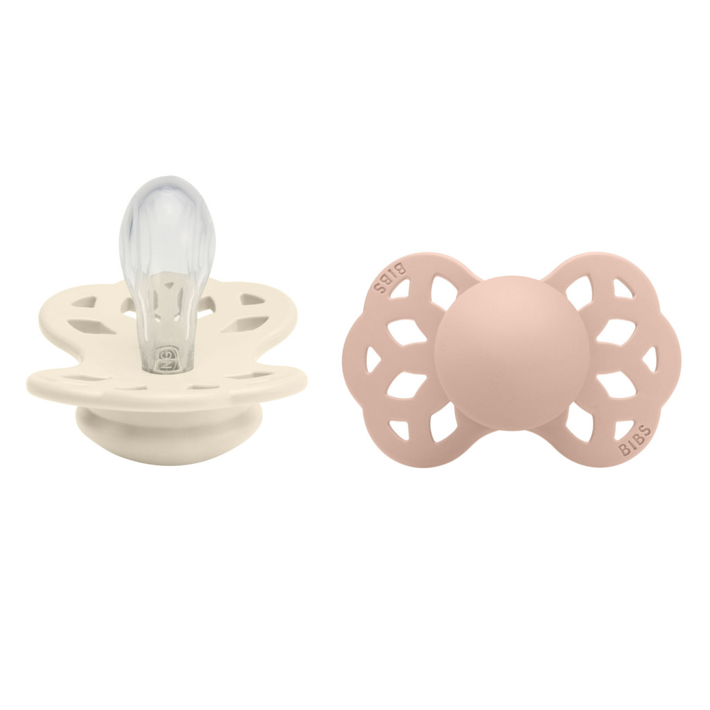Všetky značky||BIBS Infinity symetrické BIBS Infinity symetrické cumlíky zo silikónu 2ks - veľkosť 1 (Ivory / Blush)