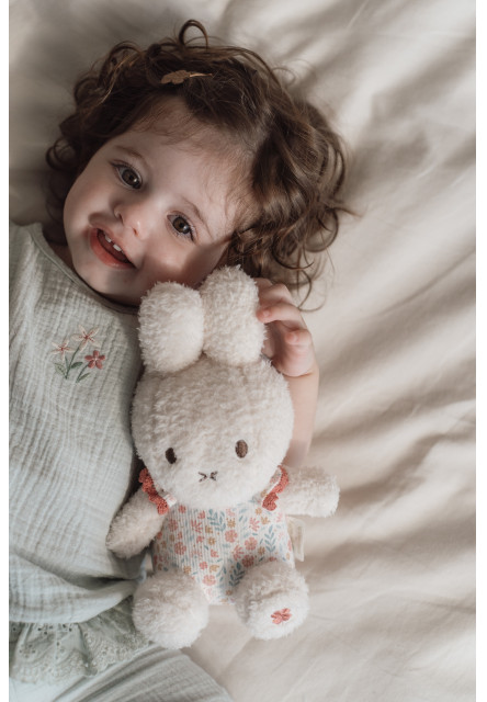 Králíček Miffy Lucky Blossom 20 cm