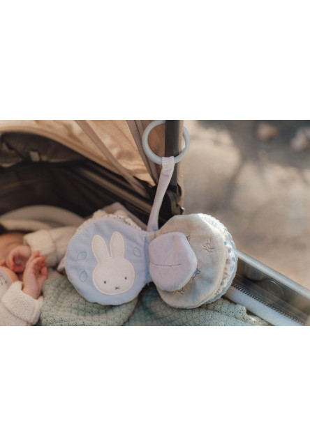 Závěsná textilní knížka králíček Miffy Lucky Leaves