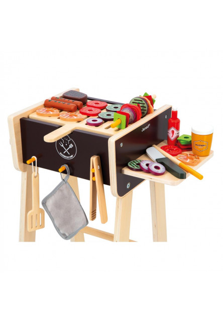 Drevený Barbecue Gril s príslušenstvom