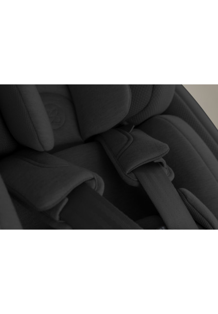 Approach Plus 360 autosedačka Iconic Black