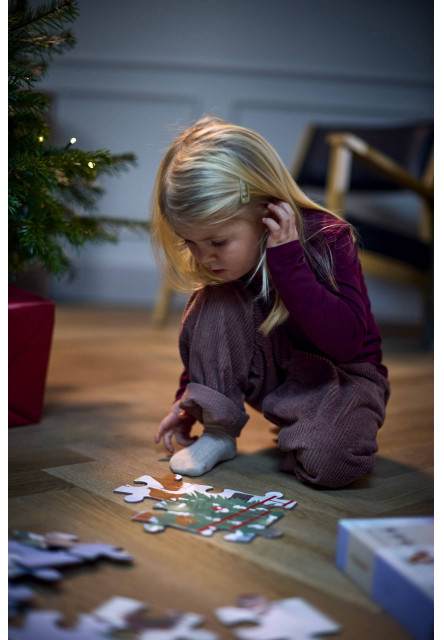 Puzzle 30ks (45x45) - wonderful winter - forest friends