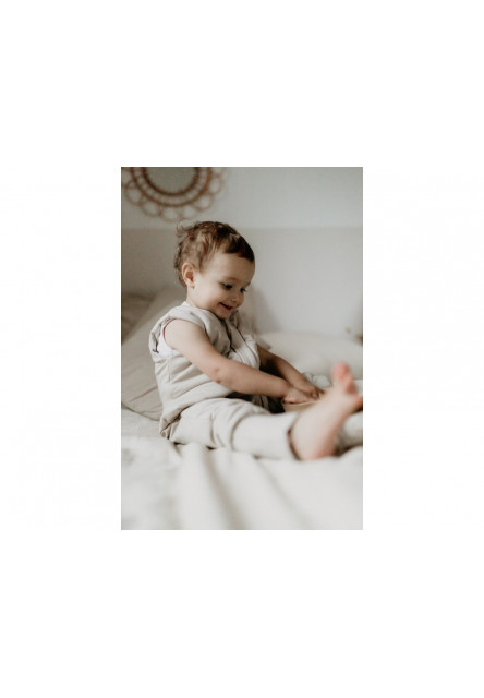 Celoroční spací pytel s nohavicemi Sleepee Green Forest M