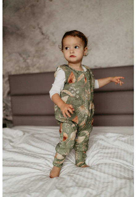 Celoroční spací pytel s nohavicemi Sleepee Green Forest XS