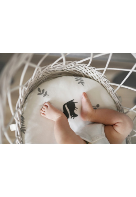 Prostěradlo Sleepee We Care do kočárku, košíku a kolébky Ivory Forest