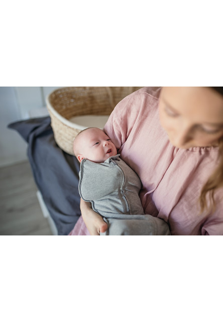 Zavinovačka Sleepee First Step Swaddle s čepičkou zdarma Ivory Forest