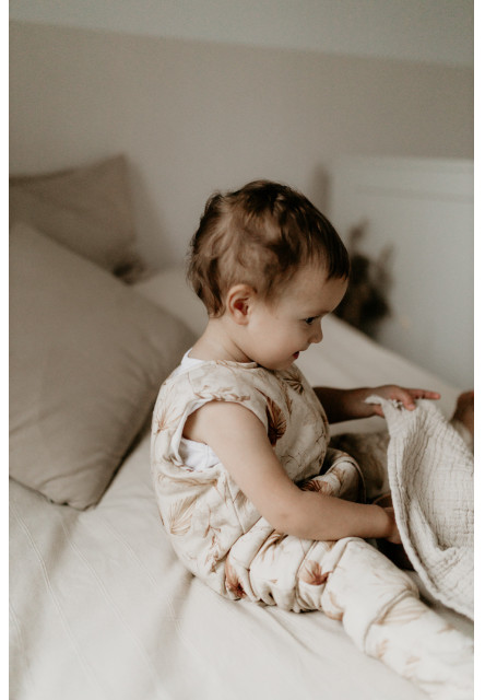 Celoroční spací pytel s nohavicemi Sleepee Černé tečky XS