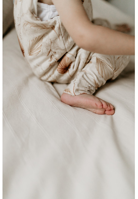 Celoroční spací pytel s nohavicemi Sleepee Černé tečky XS