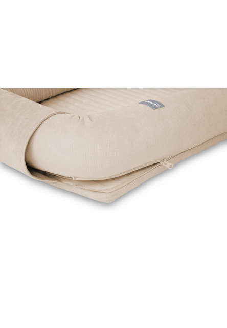 Multifunkční hnízdečko pro miminko s hrazdičkou a hračkami 3 v 1 Sleepee Sand