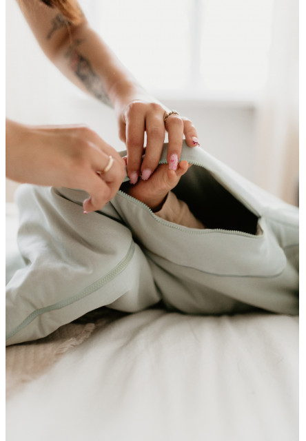 Celoroční spací pytel s odepínacími rukávy Sleepee Sand