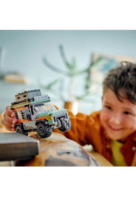 Terénne horské nákladné auto 4x4