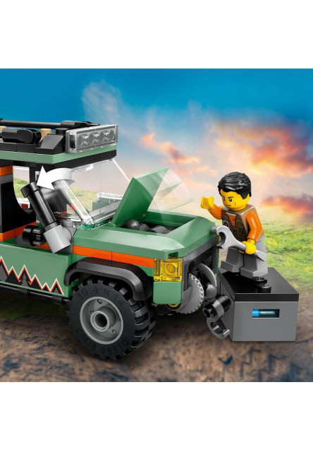 Terénne horské nákladné auto 4x4