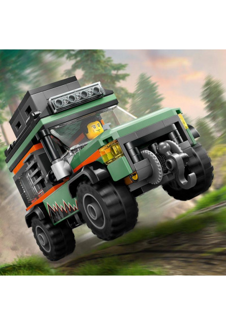 Terénne horské nákladné auto 4x4