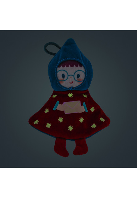 Lilliputiens – vianočná plyšová dekorácia – červená elfka Lilli