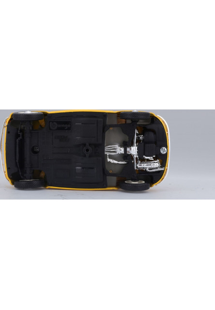 Bburago 1:24 Fiat 500 F 1965 Yellow