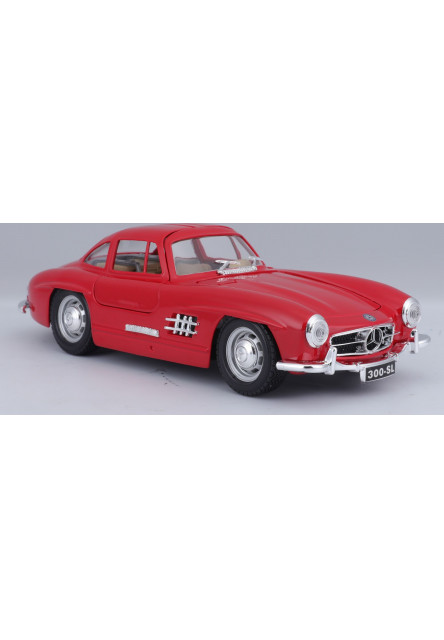 Bburago 1:24 Mercedes Benz 300SL Red