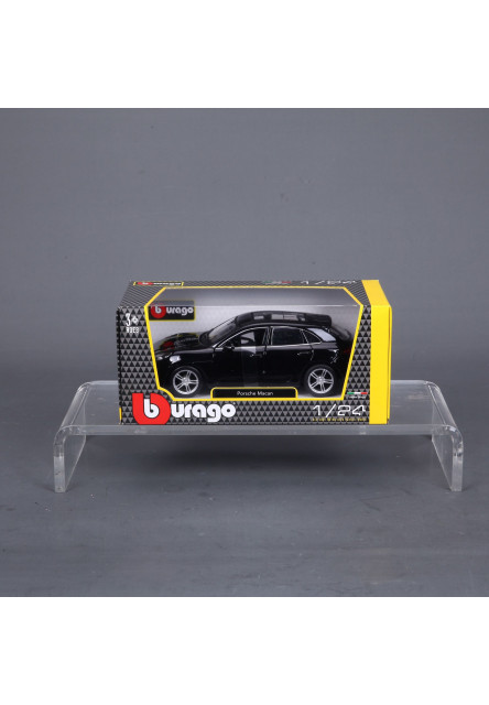 Bburago 1:24 Plus Porsche Macan Black