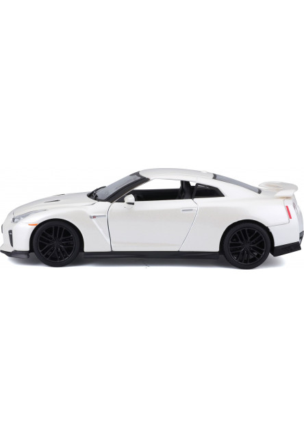 Bburago 1:24 Plus Nissan GT-R Metallic White