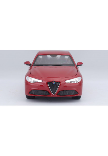 Bburago 1:24 Plus Alfa Romeo Giulia (2016) Metallic Red
