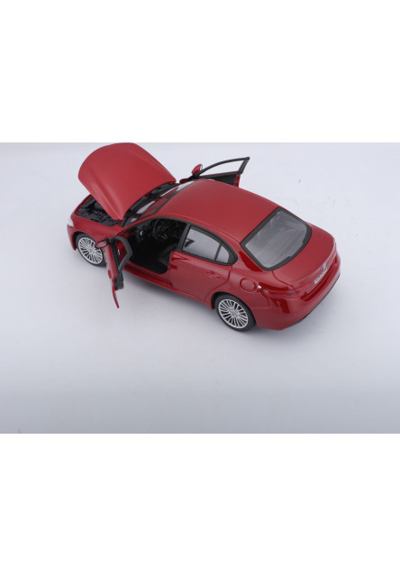 Bburago 1:24 Plus Alfa Romeo Giulia (2016) Metallic Red