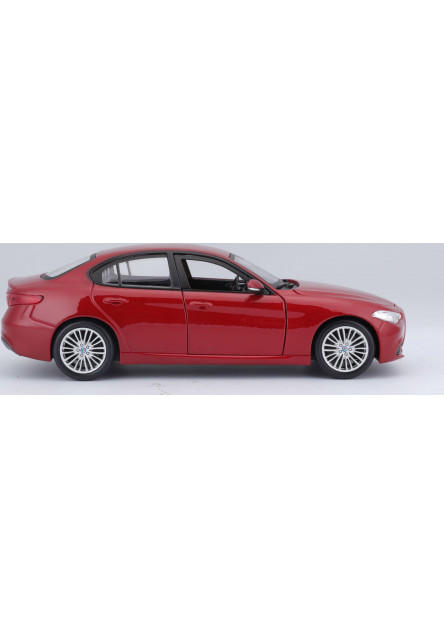 Bburago 1:24 Plus Alfa Romeo Giulia (2016) Metallic Red