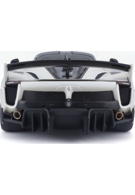 Bburago 1:18 Ferrari TOP  FXX-K EVO Nr.70 (white/black)