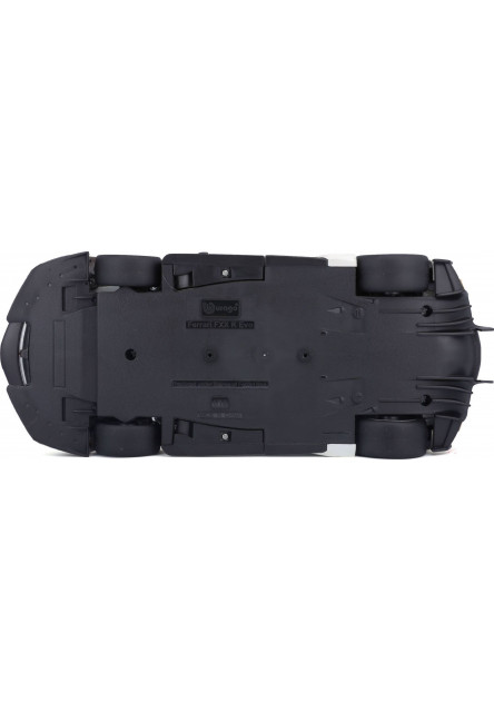 Bburago 1:18 Ferrari TOP  FXX-K EVO Nr.70 (white/black)