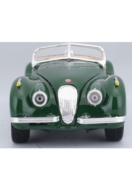 Bburago 1:24 Jaguar XK 120 Roadster (1951) Green