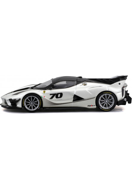 Bburago 1:43 Ferrari Racing FXX-K EVO 2017 white/black