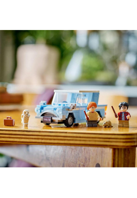 Lietajúce auto Ford Anglia™