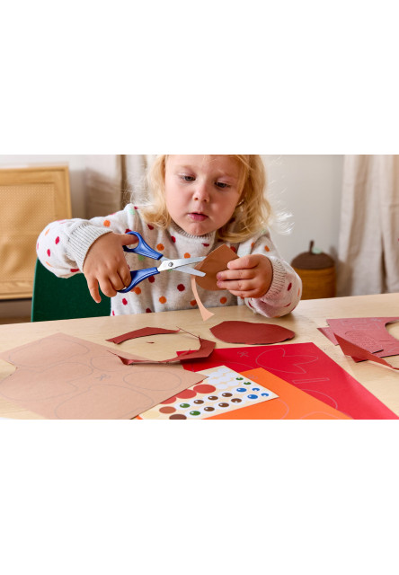 Kreatívna sada Prvé strihanie gaštanových kamarátov