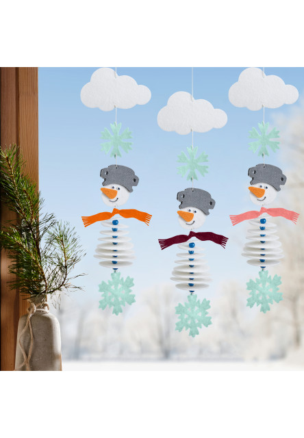 Kreatívna sada Prvé navliekanie plstená girlanda Snehuliak