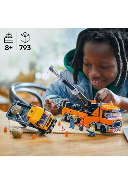 Výkonné záchranné odťahové vozidlo so žeriavom