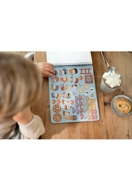 Kniha s vystřihovacími auty Jim