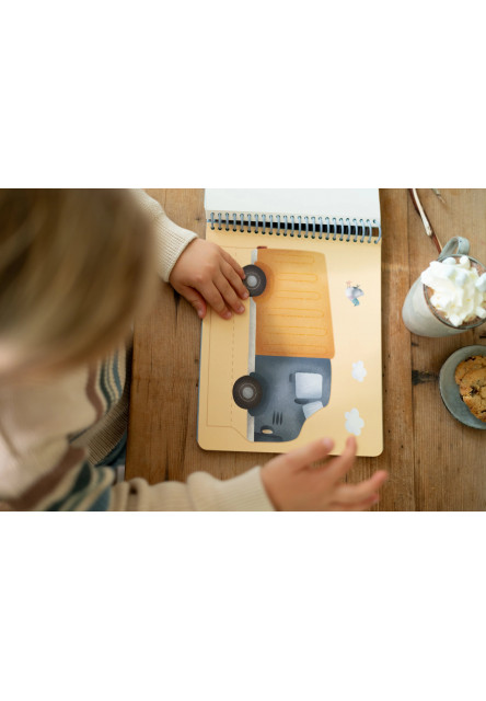 Kniha s vystřihovacími auty Jim