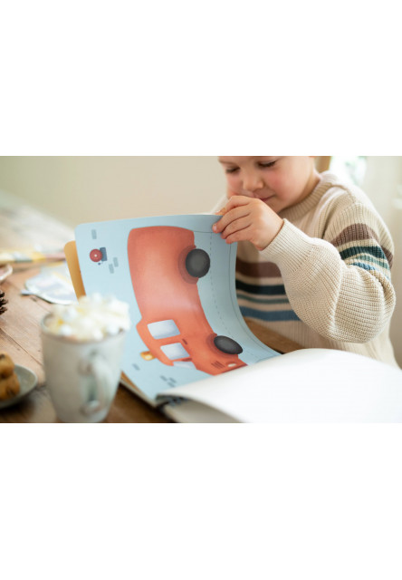 Kniha s vystřihovacími auty Jim