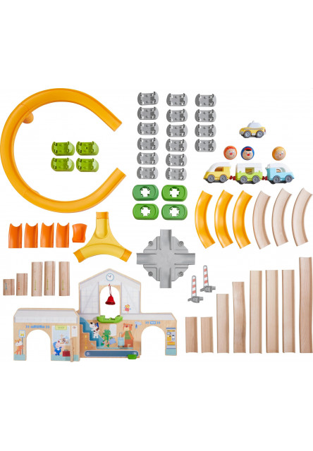 Guľôčková dráha Kullerbü - Vlaková stanica
