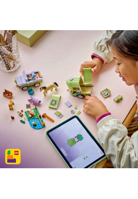 Príves s koňom a žriebätkom