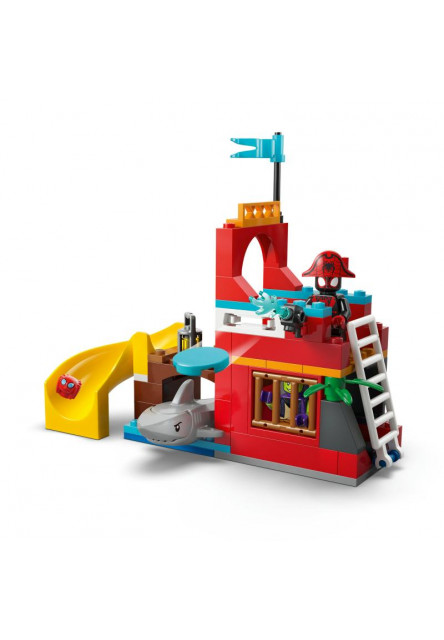 Pirátska loď Spideyho tímu