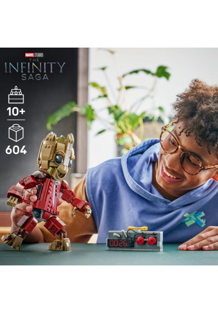 Groot v kombinéze Ničiteľov