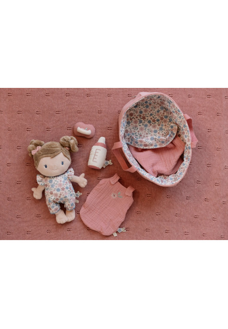 Panenka v košíku Rosa