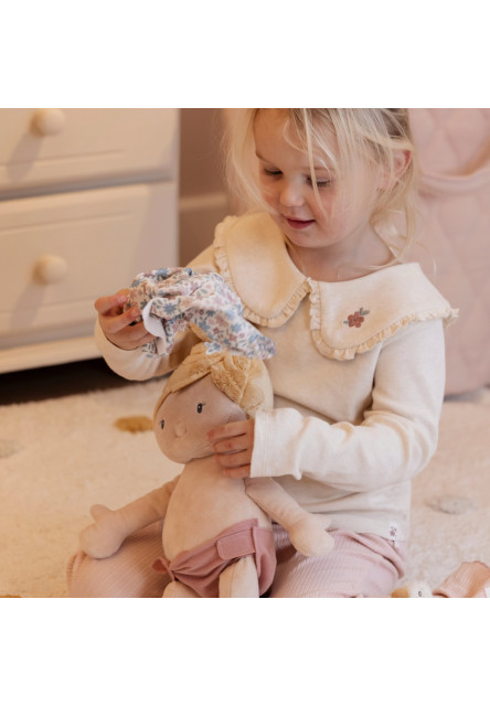 Panenka miminko Julia