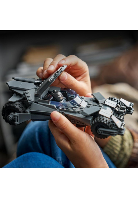 Batman vs. Superman™ Batmobil