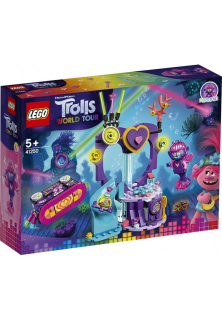 Tanečná techno párty