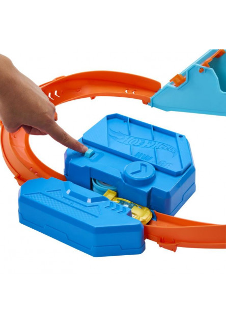 Hot Wheels TRACK CREATOR nabušená sada s boosterom 