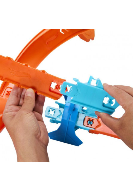 Hot Wheels TRACK CREATOR nabušená sada s boosterom 