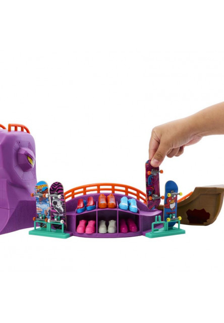 HW SKATES SKATE OCTOPARK