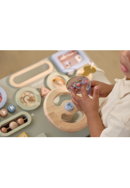 Pult s aktivitami a volantem dřevěný