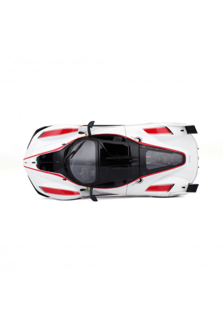 Bburago - RACING, FERRARI FXX K, biela, 1:24